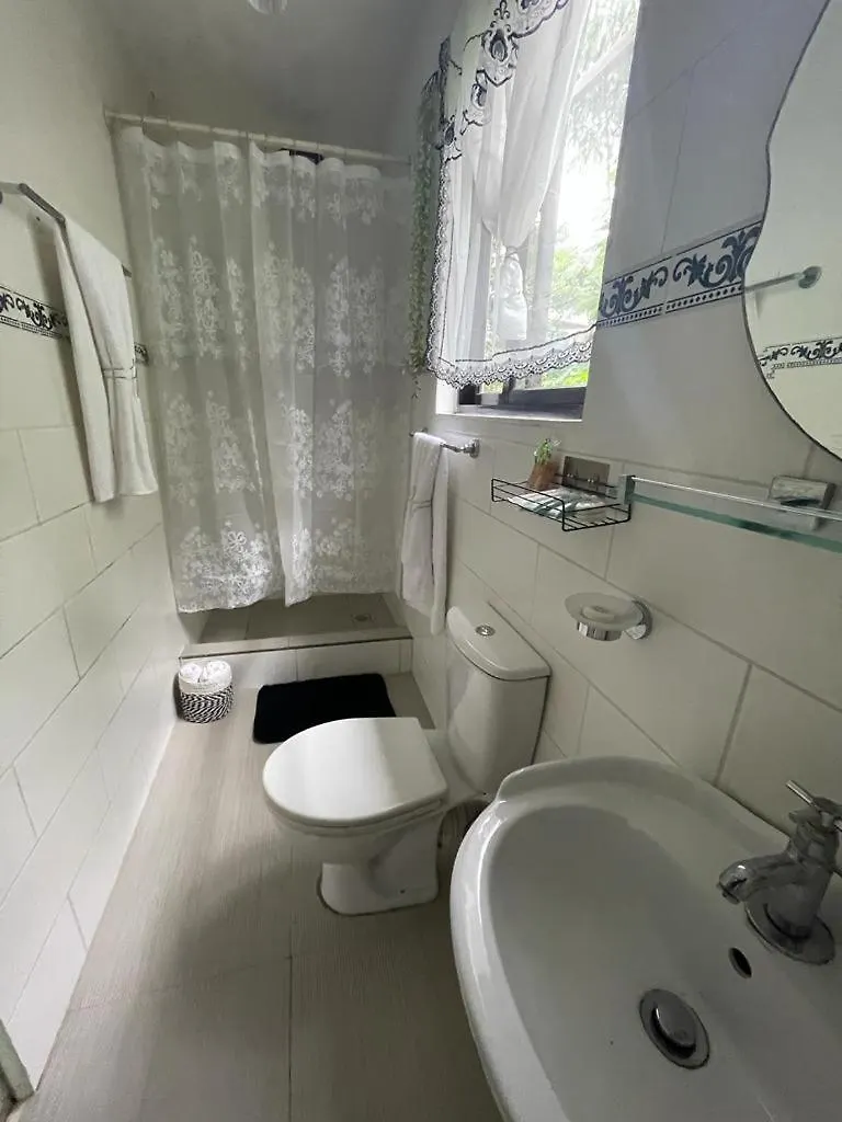 Anne Hilside Apartment Victoria